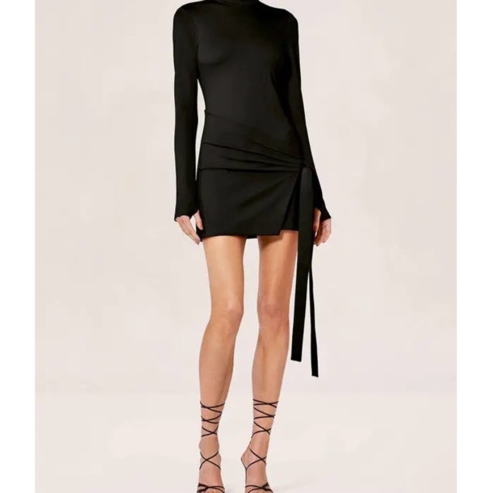 Alexis Ulla Short Black Long Sleeve Chic Dress